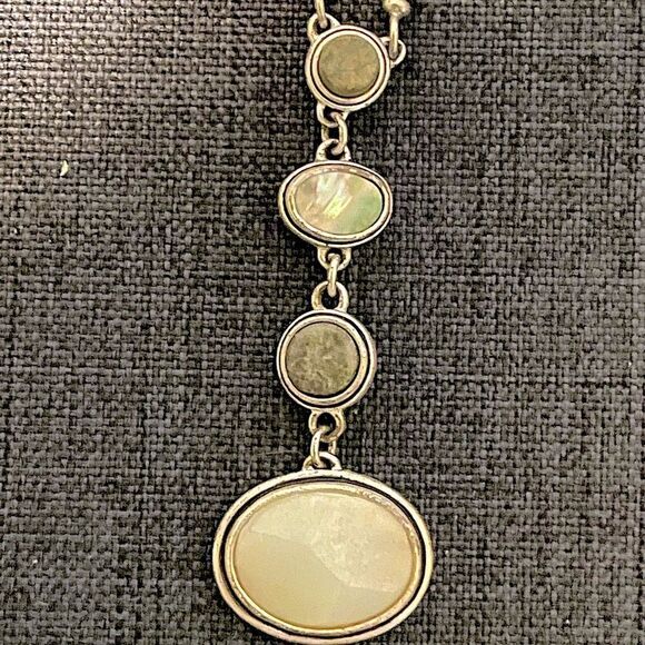 Kenneth Cole 4 Stone (Grey/Cream/Green/Brown ) Stacked Necklace. - Picture 1 of 5